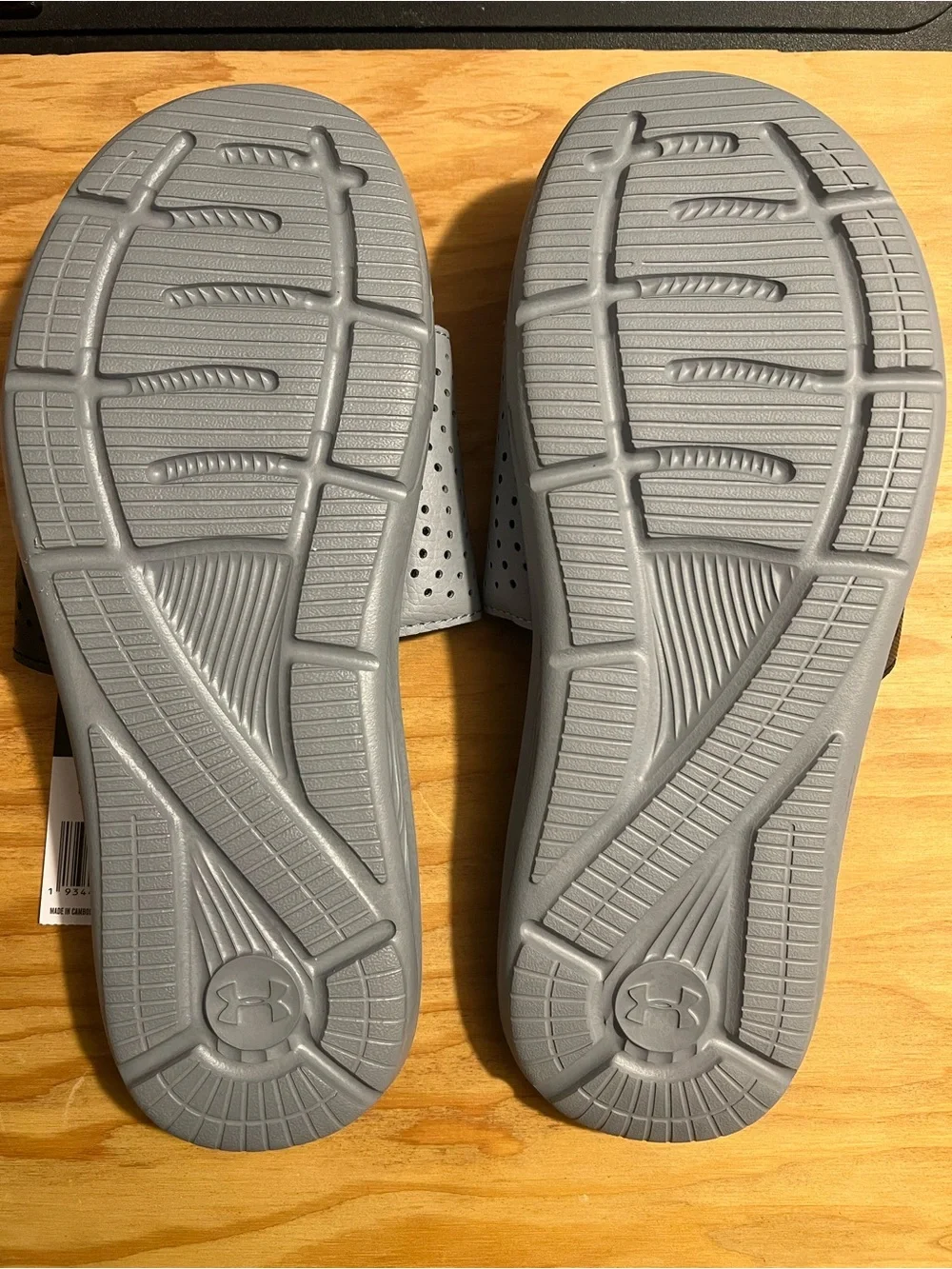 Under Armour Kids Gray & Black Adjustable Slide Sandals